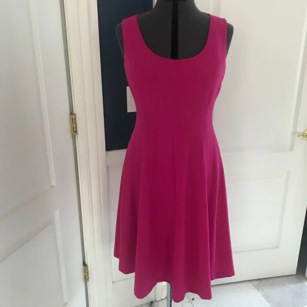 NINE WEST Dress, Size 10, Dark Pink Fuchsia, Good All-Occassion Dress - Picture 5 of 9